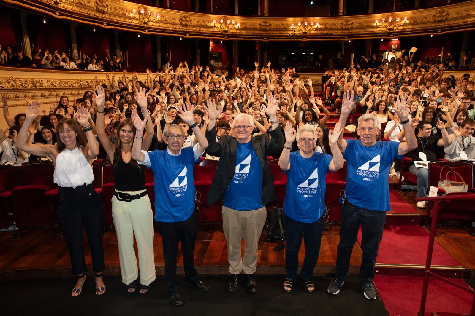 Premios Nobel dialogan con las nuevas generaciones en Donostia