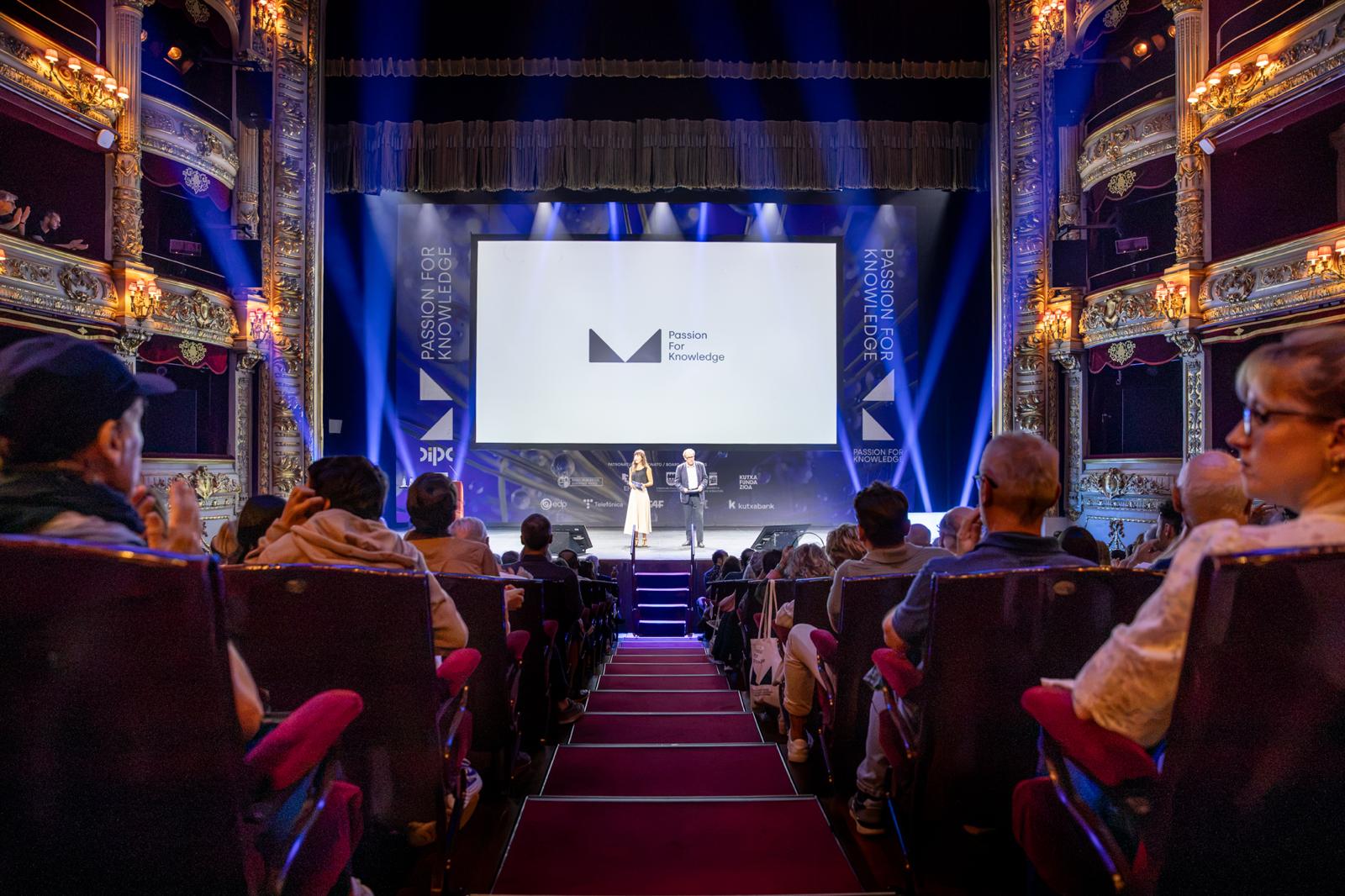 Passion for Knowledge closes its sixth edition with strong public support